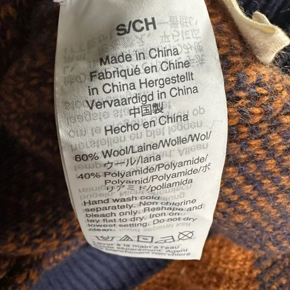 Madewell Mullen Plaid Pull Over in Rust and Navy Blue - Picture 7 of 7